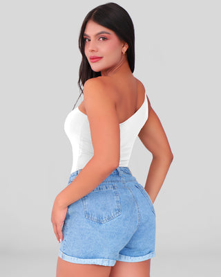 Blusa de un solo hombro con aplique dorado