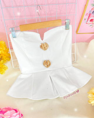 Blusa strapless con 2 apliques grandes de almeja