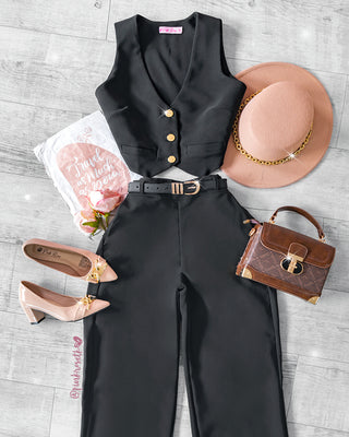 Chaleco con Bolsillos Falsos y 3 Botones Dorados