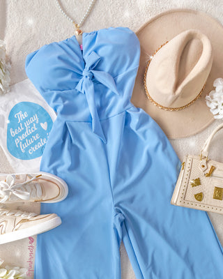 Enterizo strapless con copas varilla y moño