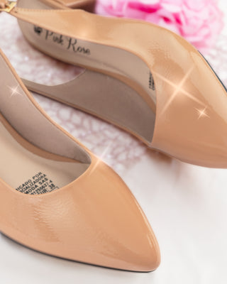 Stiletto de tacón, charol brillante, puntiagudas