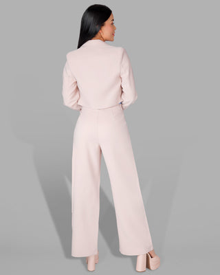 Pantalón bota ancha con doble pretina y rayas