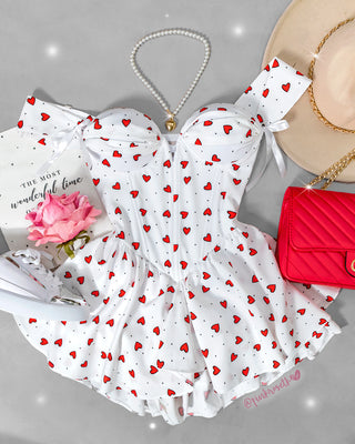 Romper con copas varilla y estampado de corazones rojos