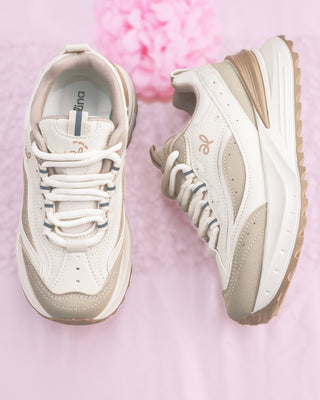 Tenis de Suela Gruesa con Palabra al Lado