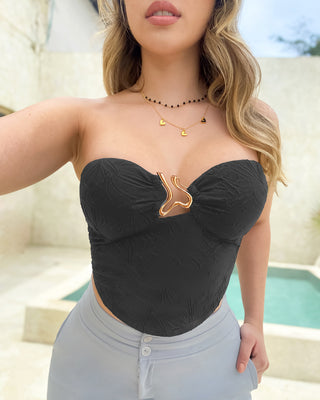 Top Strapless con Copas y Flores con Aplique en el Centro