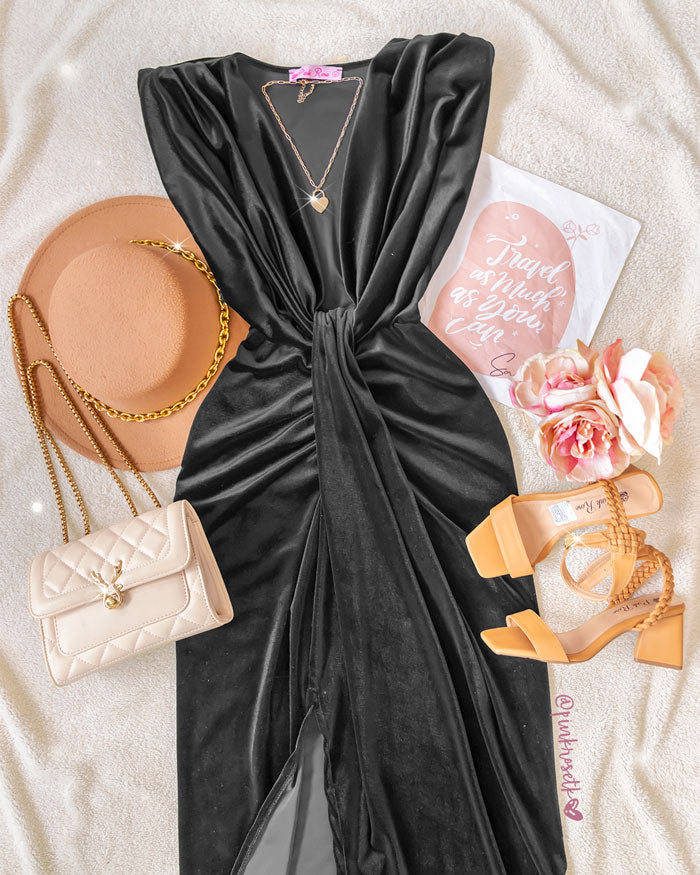 Vestido negro, largo, elegante con escote v – Pink Rose tk