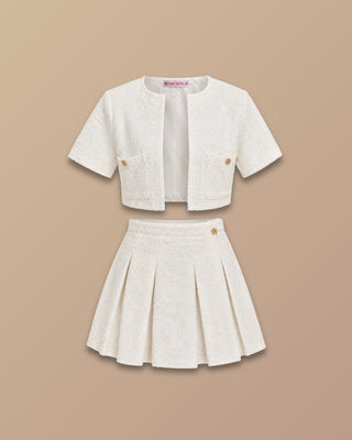 Set blanco Chanel con falda de tablas y blusa - Pink Rose