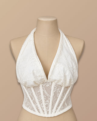 Crop top blanco de encaje con varilla y tira para amarrar al cuello de Pink Rose