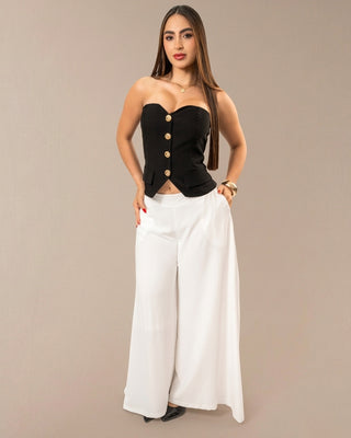 BLUSA NEGRA STRAPPLE CON 4 BOTONES DORADOS Y  BOLSILLOS FALSOS