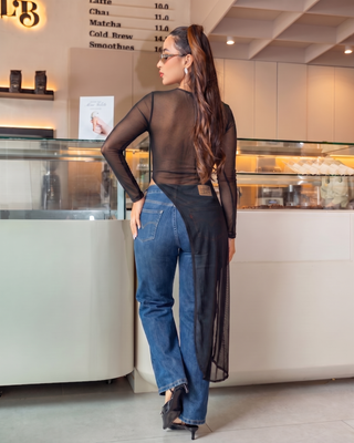 BLUSA NEGRA MANGA LARGA TIPO BLUSON EN MALLATEX