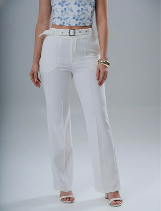 Pantalón Bota Ancha con Correa de Hebilla