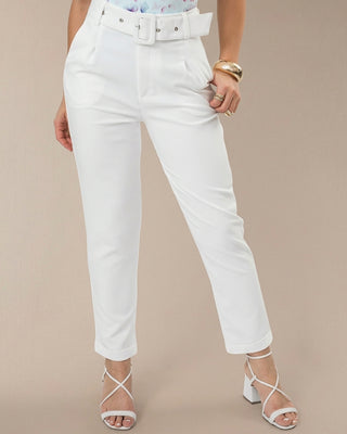 Pantalón blanco de hebilla forrada