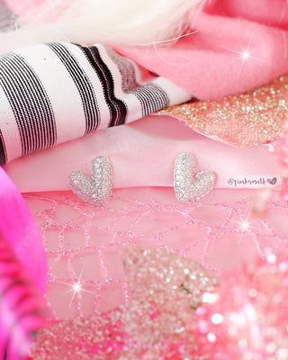Aretes plateados corazones con brillantes
