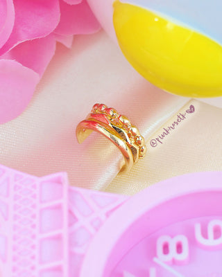 Ear cuff dorado tres argollas pegadas
