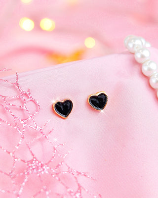Arete Con Diseño De Corazón Negro