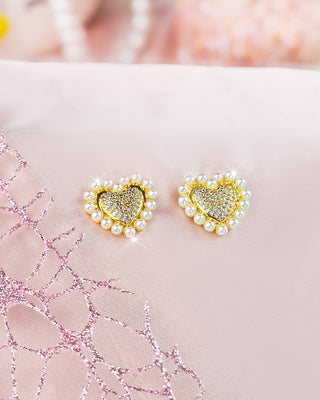 Aretes de Corazón con Perlas en los Bordes