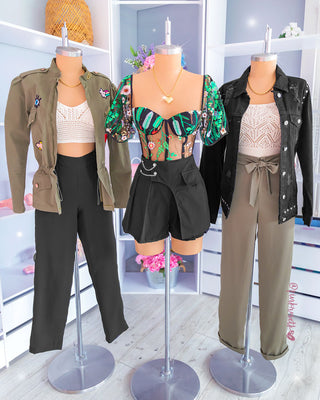 Chaqueta negra jean con apliques brillantes