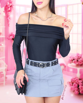 Bodysuit negro cuello bandeja manga larga