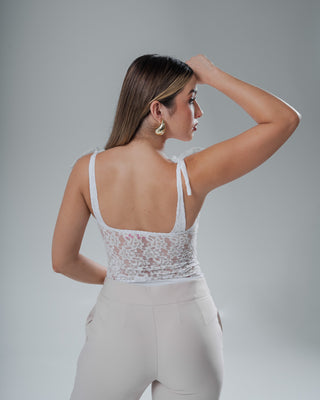 Body de Tiras Ajustables con Encaje Delicado