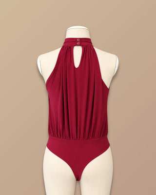 BODY VINO TINTO TIPO GLOBO SIN MANGAS CON CUELLO HALTER