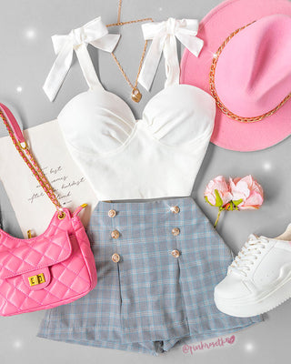 Crop top blanco de copas y moño en la tira