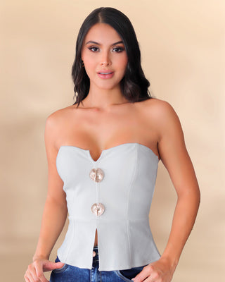 Blusa strapless con 2 apliques grandes de almeja