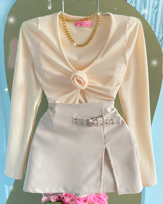 Blusa de Punto Rib con Manga Larga y Moño Frontal – Rosa