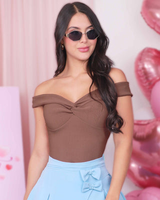 Blusa Rib con Tiras y Nudo en el Busto