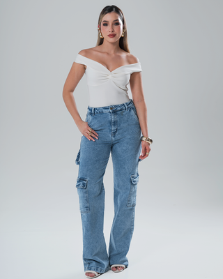 Blusa Rib con Tiras y Nudo en el Busto