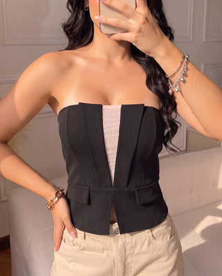 Blusa Negra Strapless Escote V Estructurado