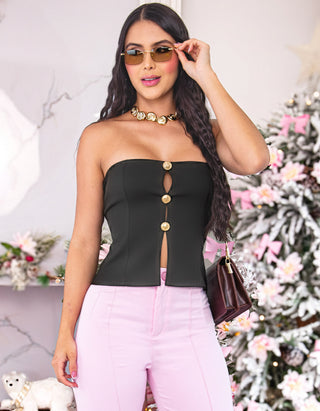 Blusa strapless con 3 botones y abertura