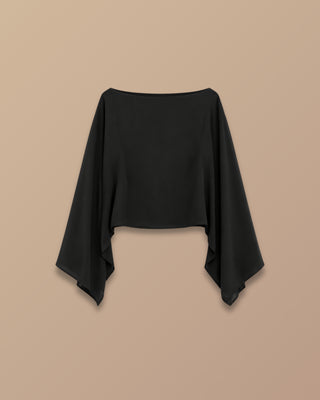 BLUSA NEGRA ANCHA TIPO CAPA