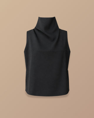 BLUSA NEGRA ANCHA DE SATIN CON CUELLO