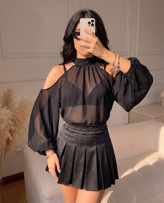 BLUSA NEGRA ANCHA CUELLO HALTER MANGA GLOBO