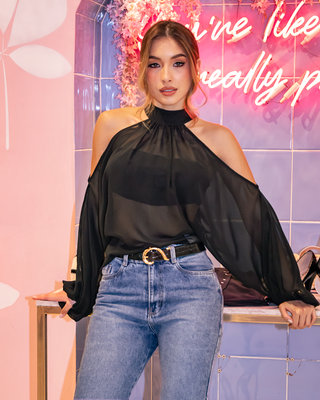 BLUSA NEGRA ANCHA CUELLO HALTER MANGA GLOBO