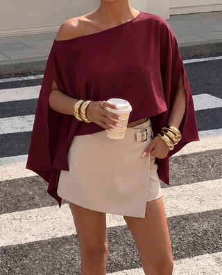 BLUSA VINO TINTO ANCHA TIPO CAPA