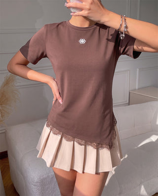 BLUSA CAFE TIPO CAMISETA DE ENCAJE ABAJO