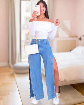Blusa con escote drapeada y manga larga