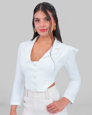 Blazer corto con cuello y 5 botones forrados