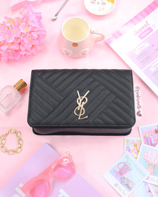 Bolso negro con cadena y herraje dorado YS