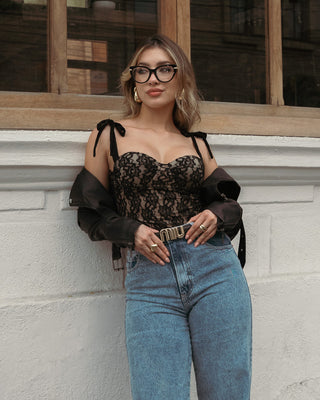 Body de Tiras Ajustables con Encaje Delicado