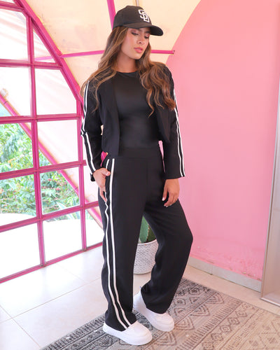 Set negro blazer pantalón con líneas