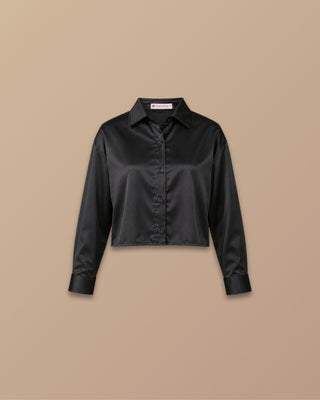 Camisa negra corta en satín manga larga