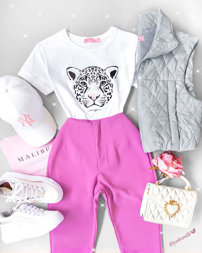 Camiseta blanca estampado con un tigre bebe