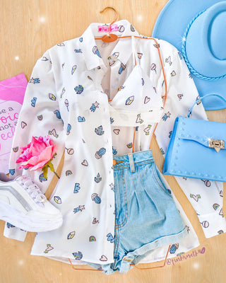 Camisa y top blanco estampado cactus, corazones y arco iris