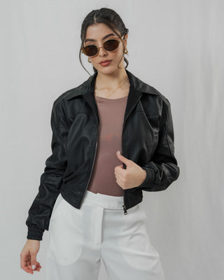 Chaqueta de Cuero con Cremallera Frontal