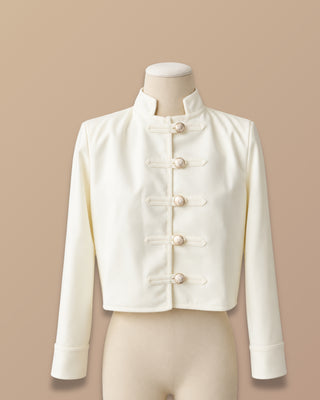 CHAQUETA CREMA DE 5 BOTONES DORADOS