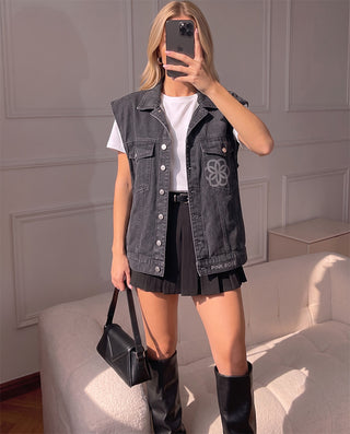 CHALECO JEAN GRIS OVERSIZE 2 BOLSILLOS