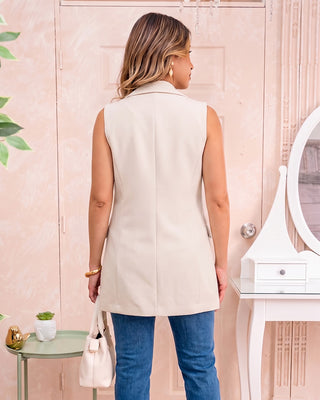 CHALECO BEIGE DE CUELLO Y 4 BOTONES CON BOLSILLOS FALSO