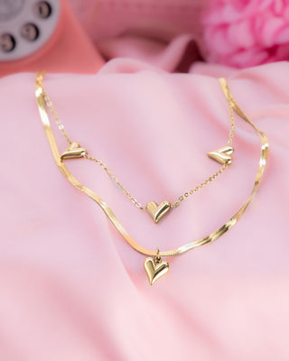 COLLAR DOBLE DIJE DE CORAZONES EN PUNTA